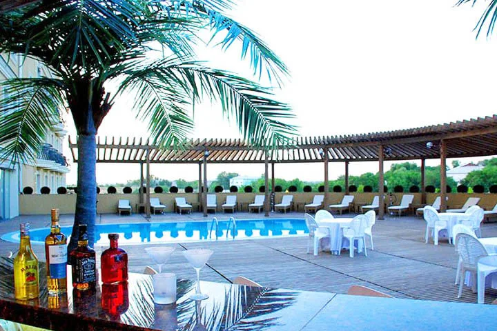 Aray Deluxe суреттері